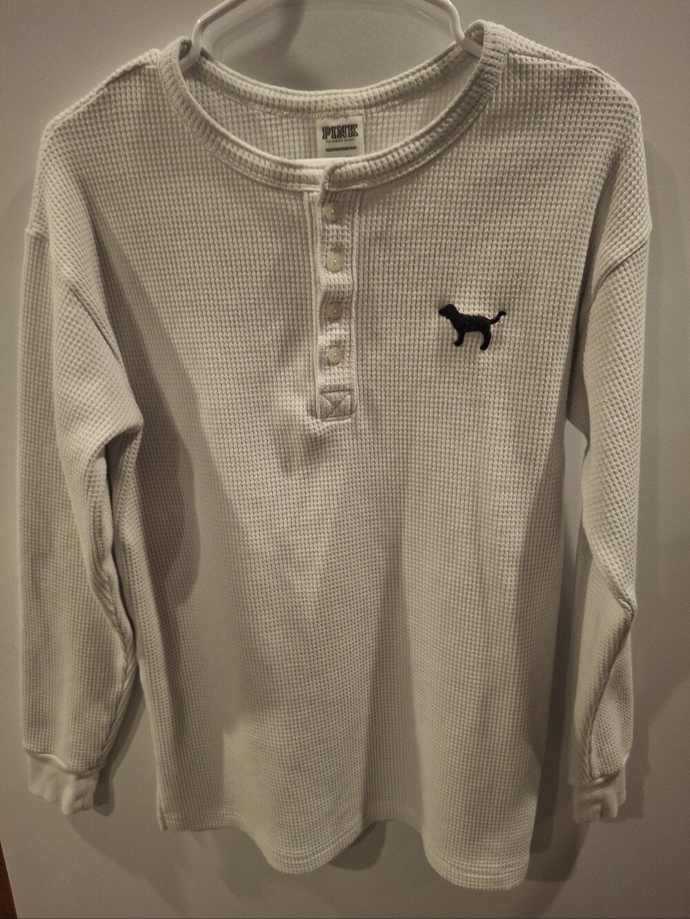 PINK Victoria's Secret Cream/white Waffle-Knit Henley with Black Dog Logo